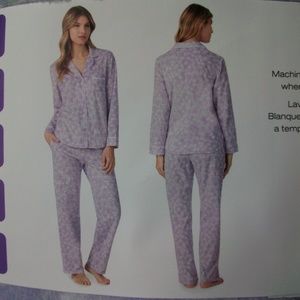 DKNY 2 Piece PJ Set Sz XXL Lavender White NEW